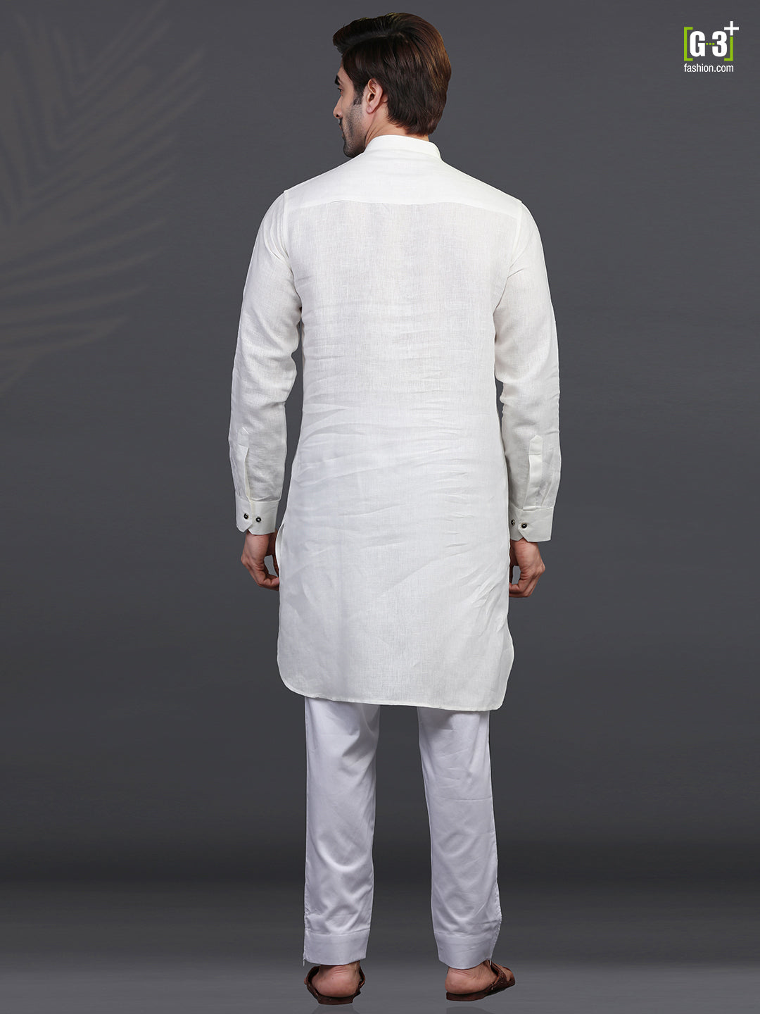 Off white full sleeves kurta pajama for festive