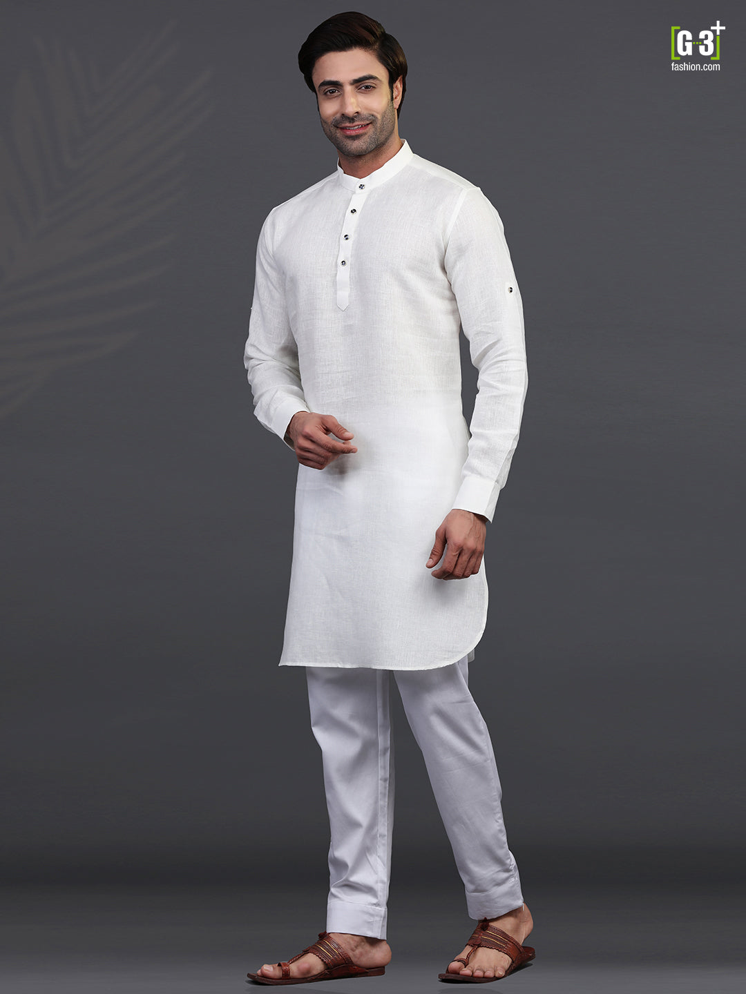 Off white full sleeves kurta pajama for festive