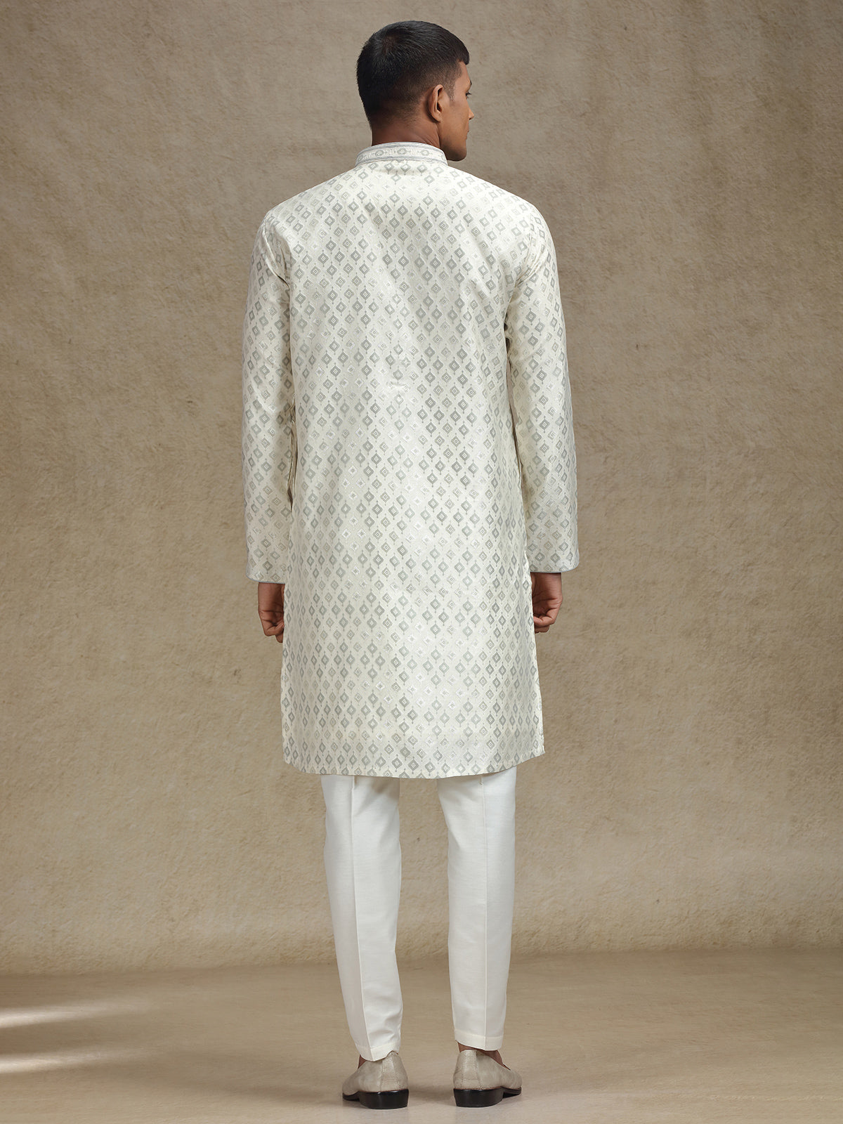 Pista green and cream kurta pajama set in zari