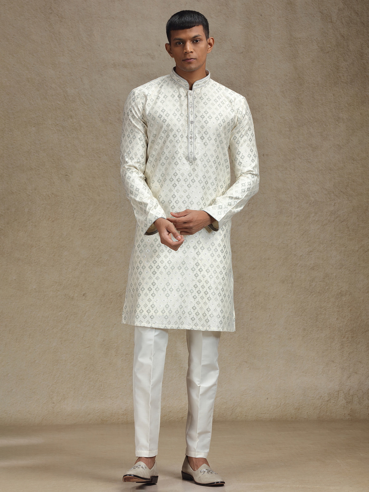 Pista green and cream kurta pajama set in zari