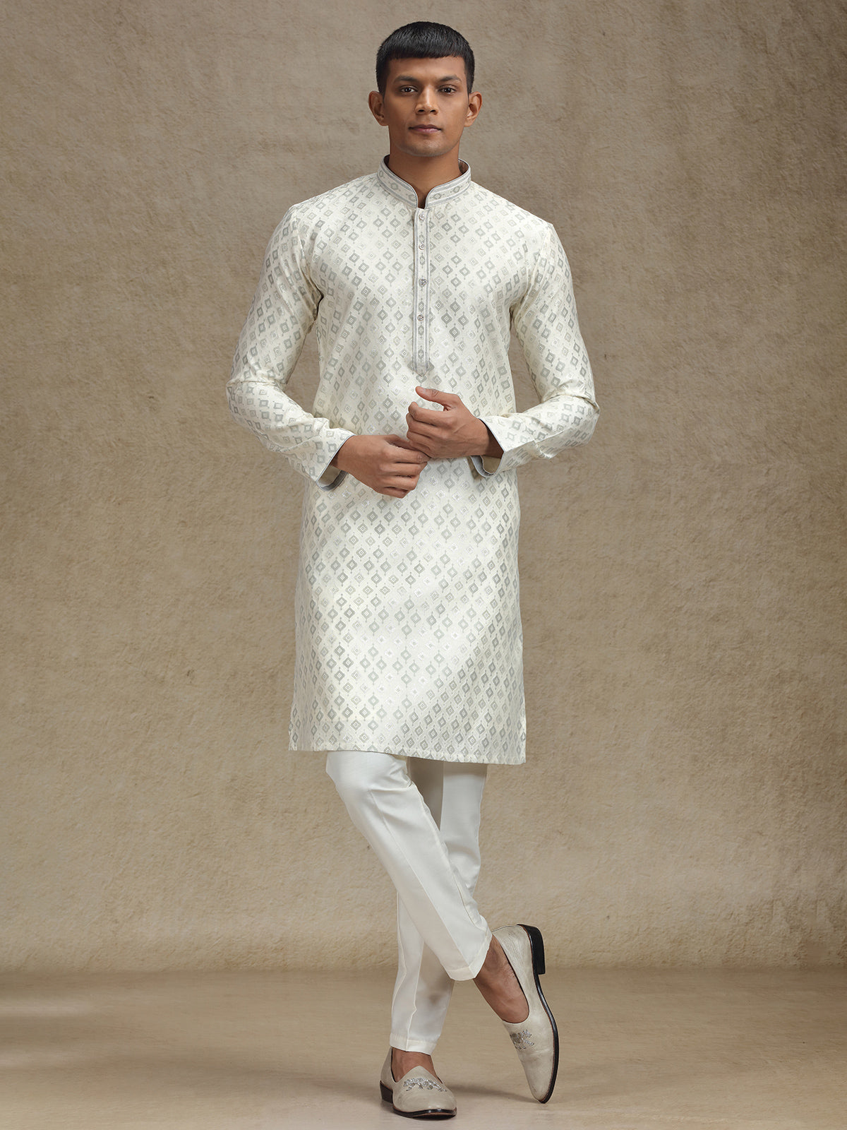 Pista green and cream kurta pajama set in zari
